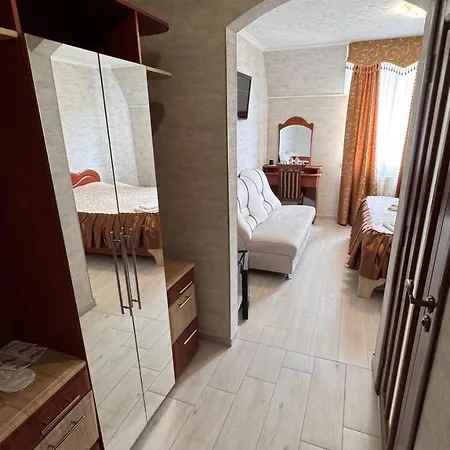 ідилія 酒店 *